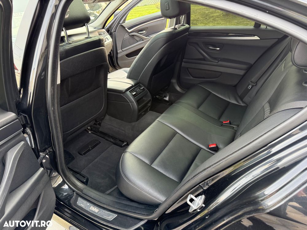BMW Seria 5 520d - 8