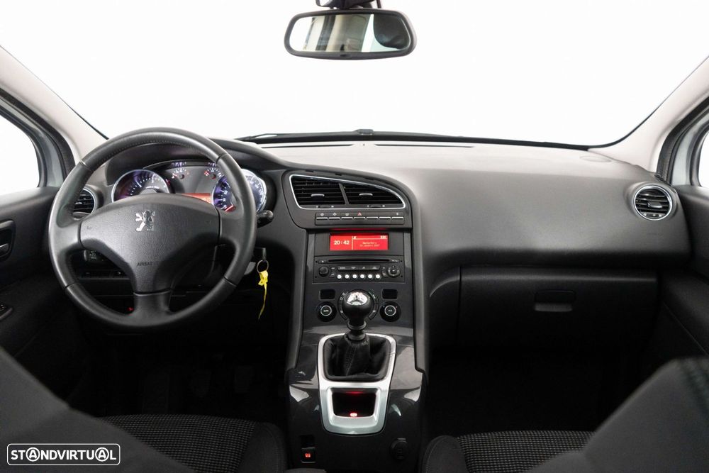 Peugeot 5008 1.6 HDi 7L Allure - 25