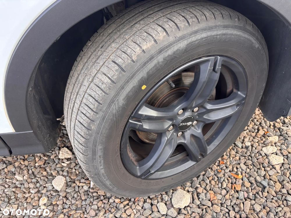 Ford Kuga 1.6 EcoBoost 2x4 Titanium - 12