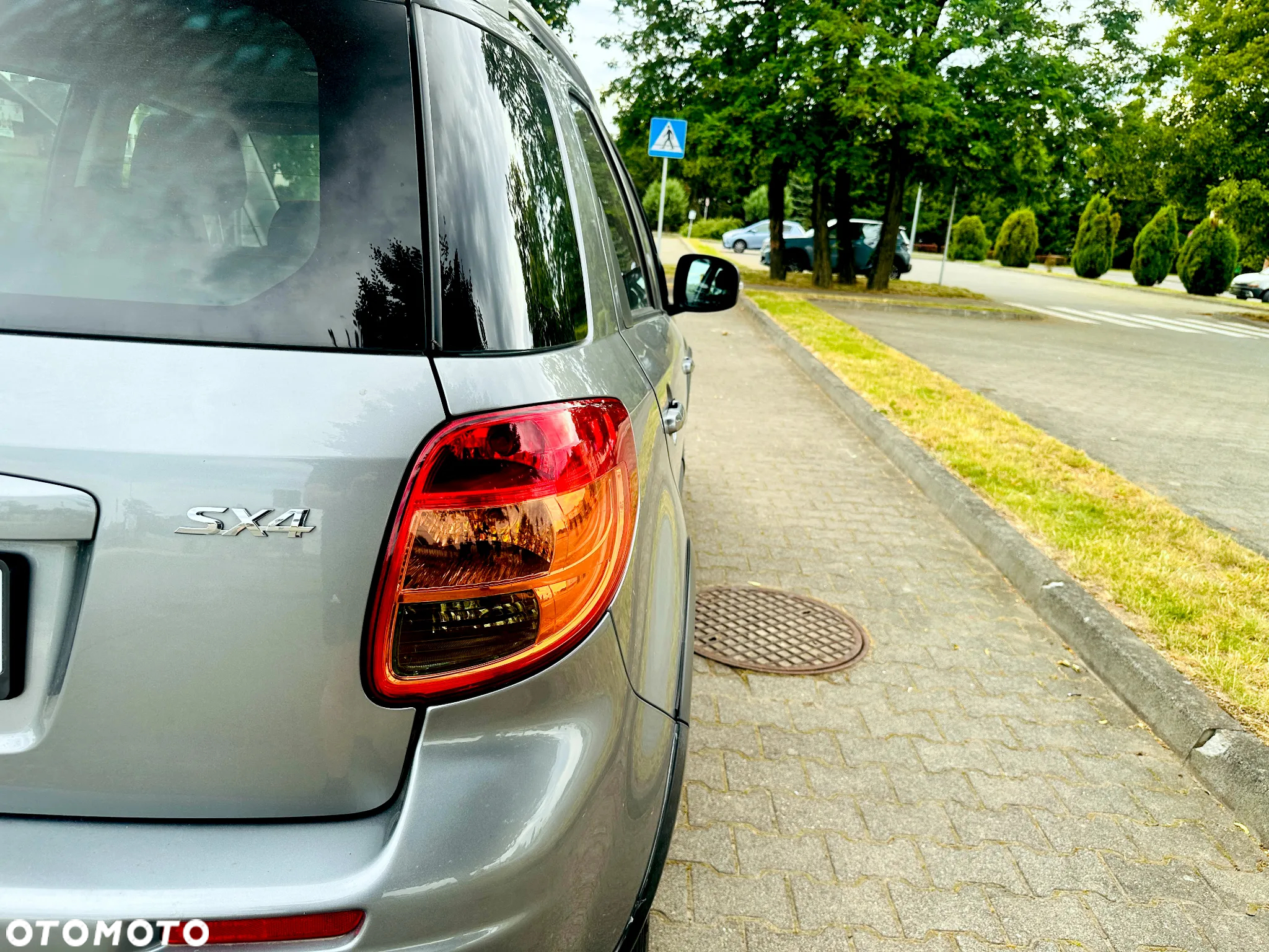 Suzuki SX4 1.6 Premium - 10
