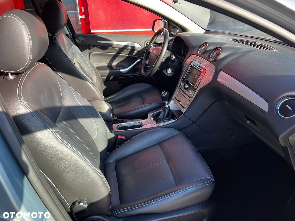 Ford Mondeo 2.0 TDCi Viva Titanium - 22