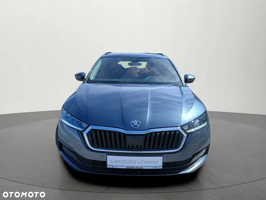 Skoda Octavia 2.0 TDI Ambition DSG - 8