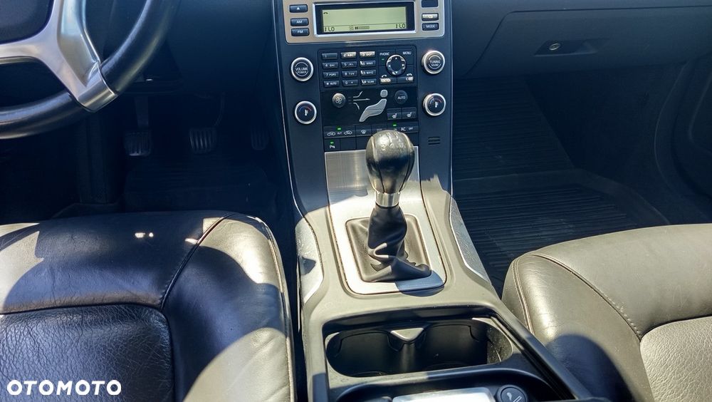 Volvo V70 2.0 - 15