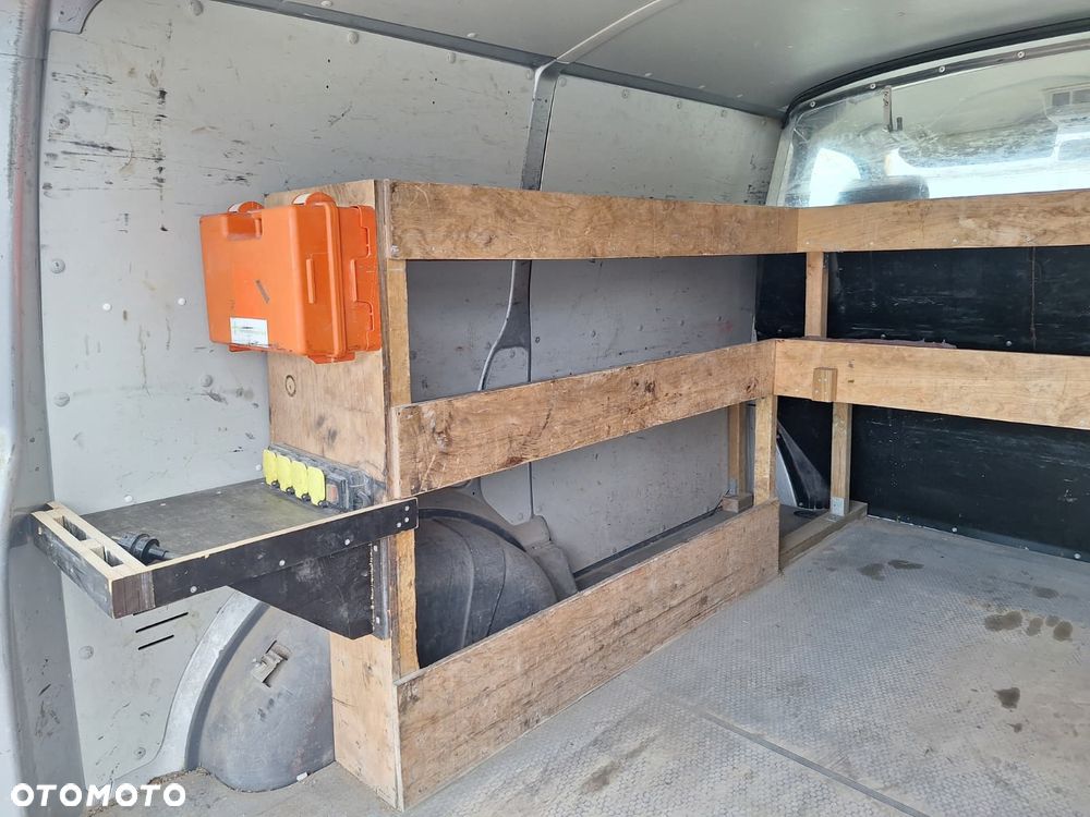 Volkswagen transporter t5 - 20