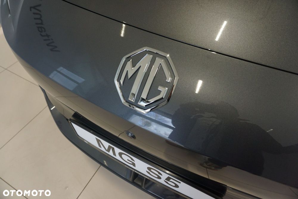 MG S5 EV - 10
