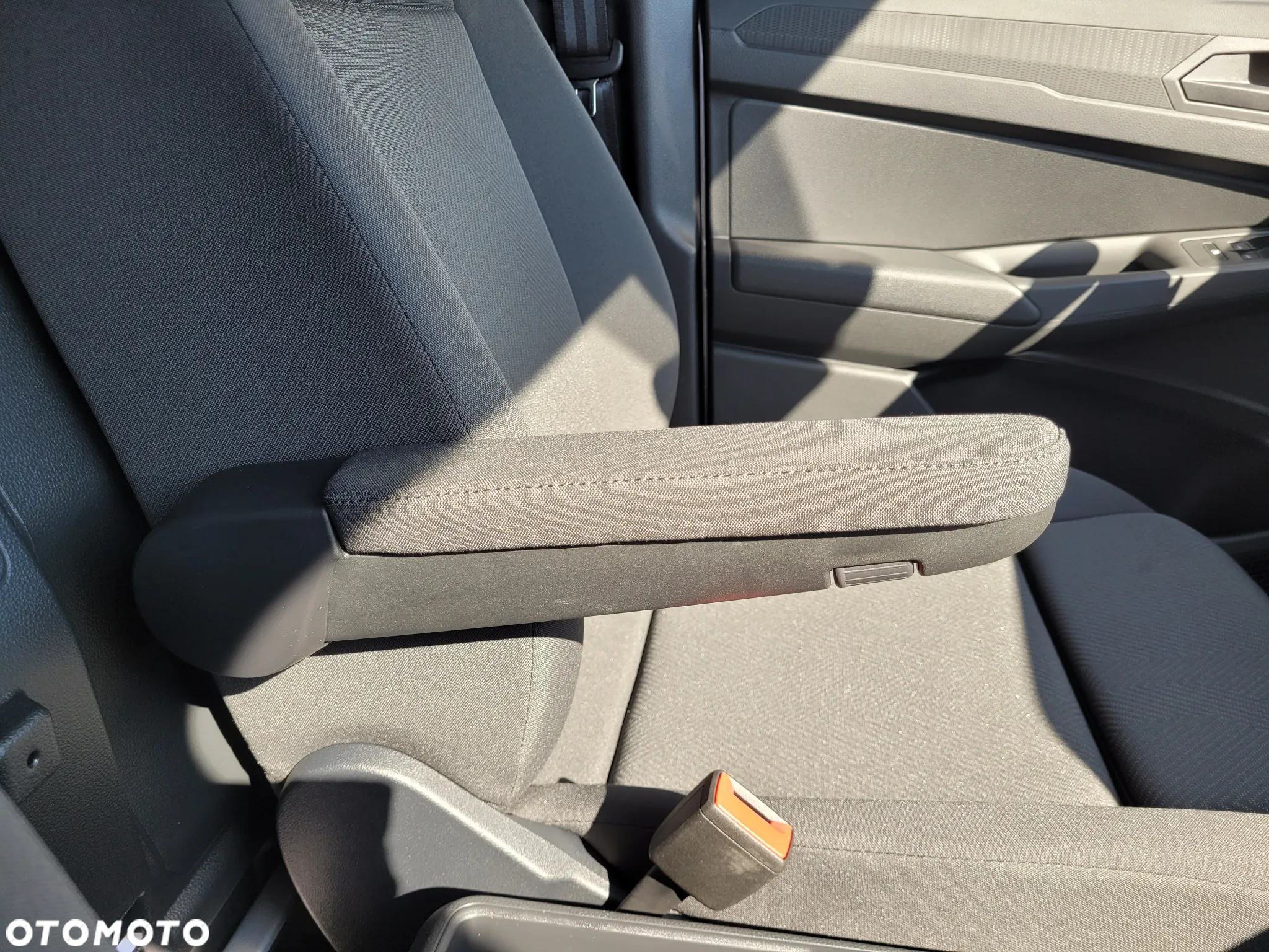 Ford Transit Connect - 18