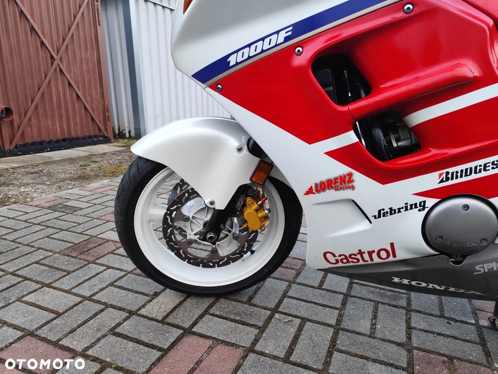 Honda CBR - 12