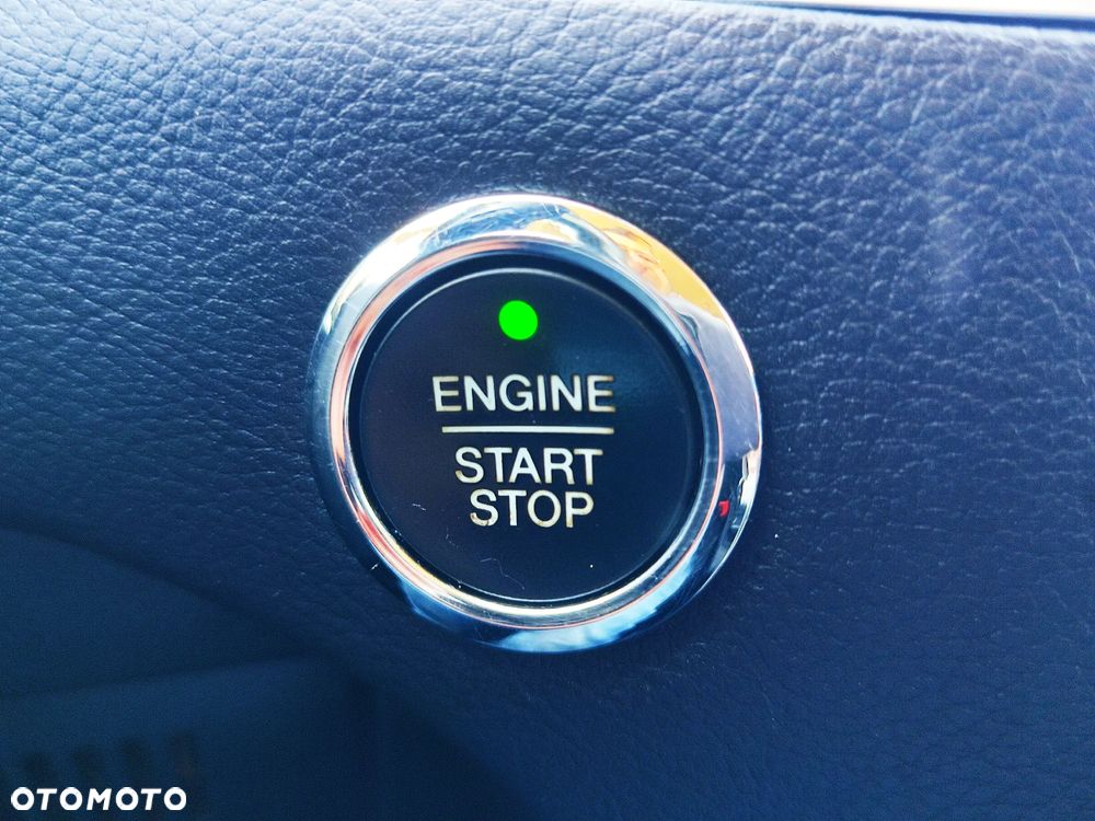 Ford S-Max 2.0 TDCi Titanium - 24