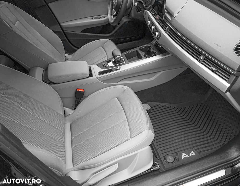 Audi A4 Limuzina 40 TFSI S tronic MHEV S Line - 13