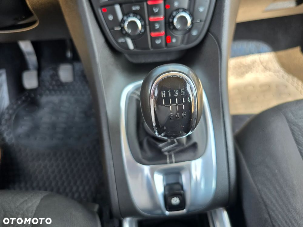 Opel Meriva - 32