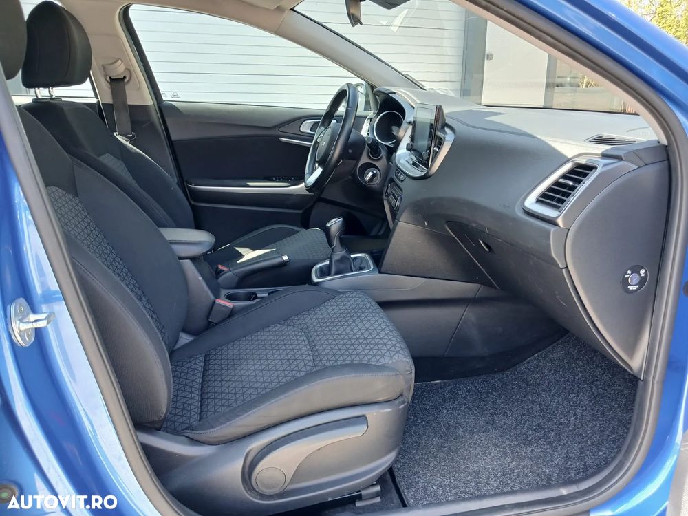 Kia Ceed 1.5 T-GDI Star - 13