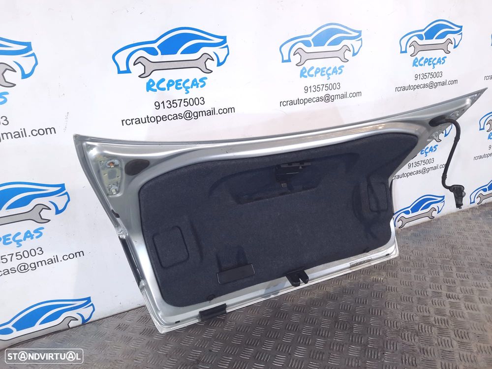 PORTA TAMPA MALA AUDI A4 B7 SLINE S LINE S-LINE SEDAN CARRO 8E5827023AA 8E5827023A 8E5827023 FECHO PUXADOR LUZ 3º STOP - 5