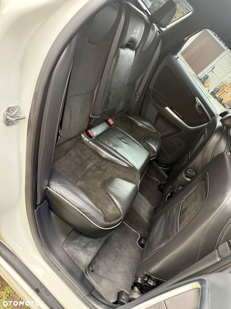 Volvo XC 60 D4 Kinetic - 27