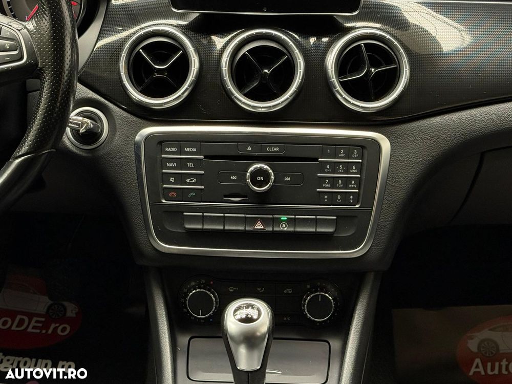 Mercedes-Benz CLA - 10
