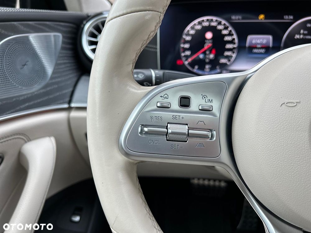 Mercedes-Benz CLS - 16