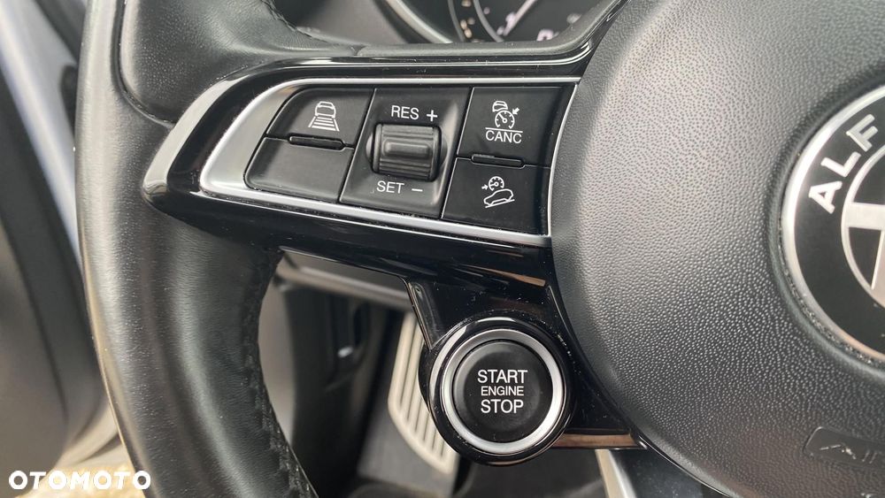 Alfa Romeo Stelvio 2.0 Turbo TI Q4 - 22