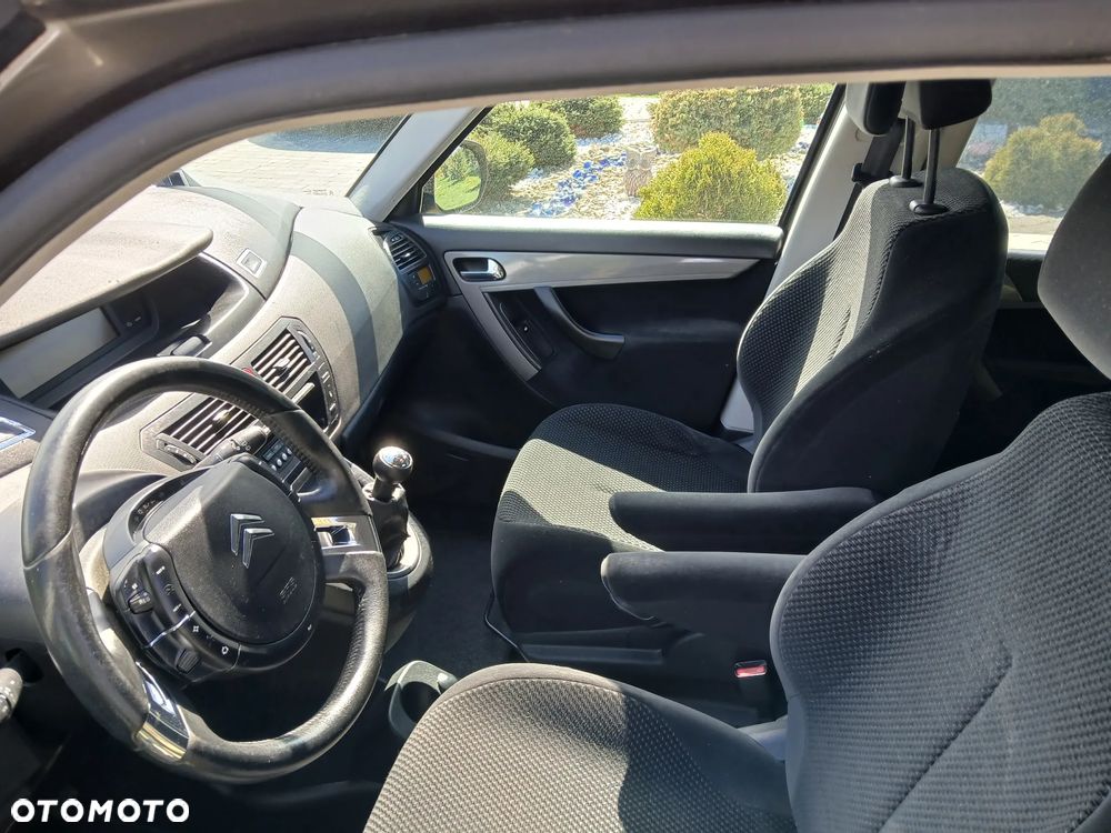 Citroën C4 Picasso 1.8 16V Confort - 28