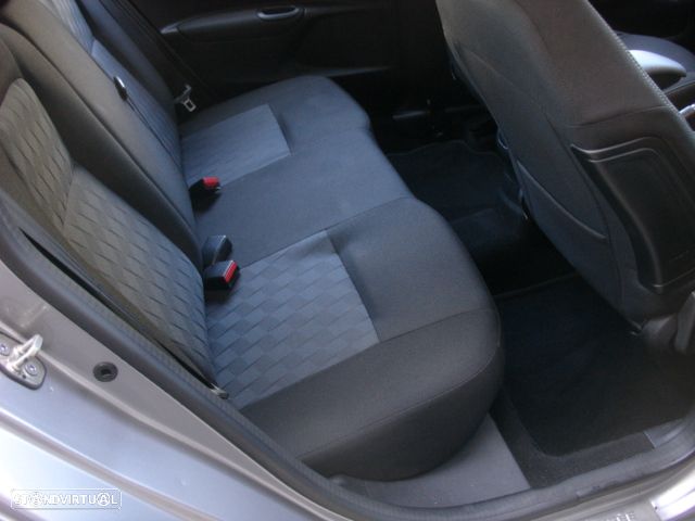 Citroën C-Elysée 1.2 PureTech Shine - 12