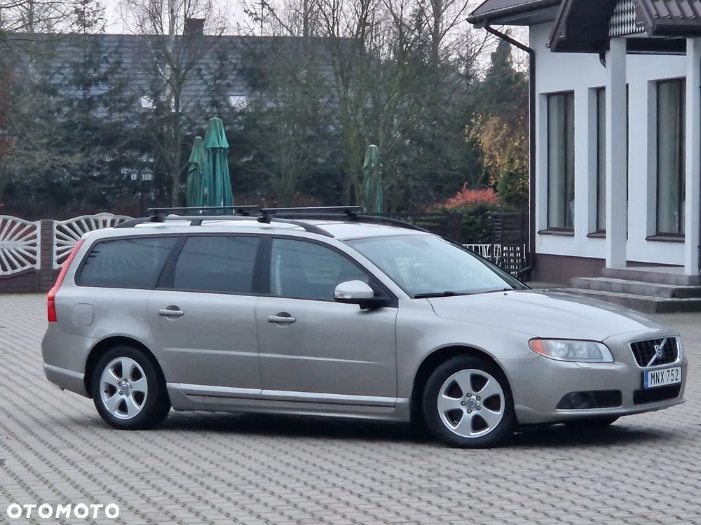 Volvo V70 2.5T Summum - 31