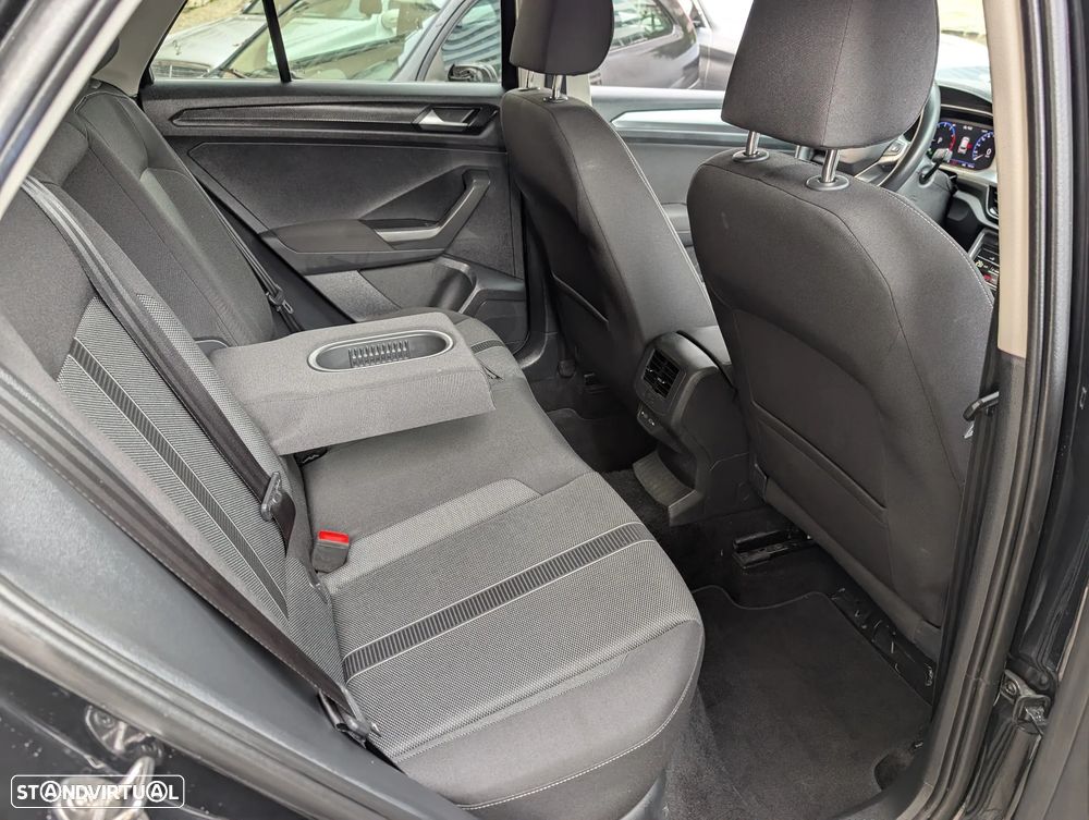 VW T-Roc 1.5 TSI Life DSG - 11