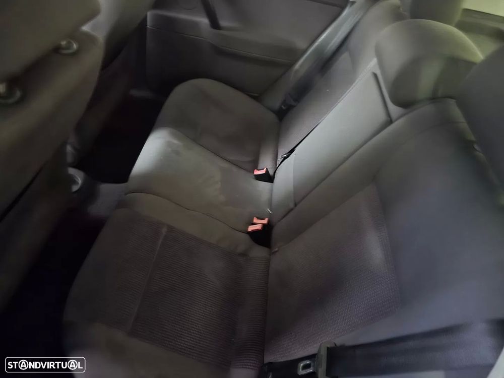 VW Polo 1.4 Trendline Pack Auto. - 9