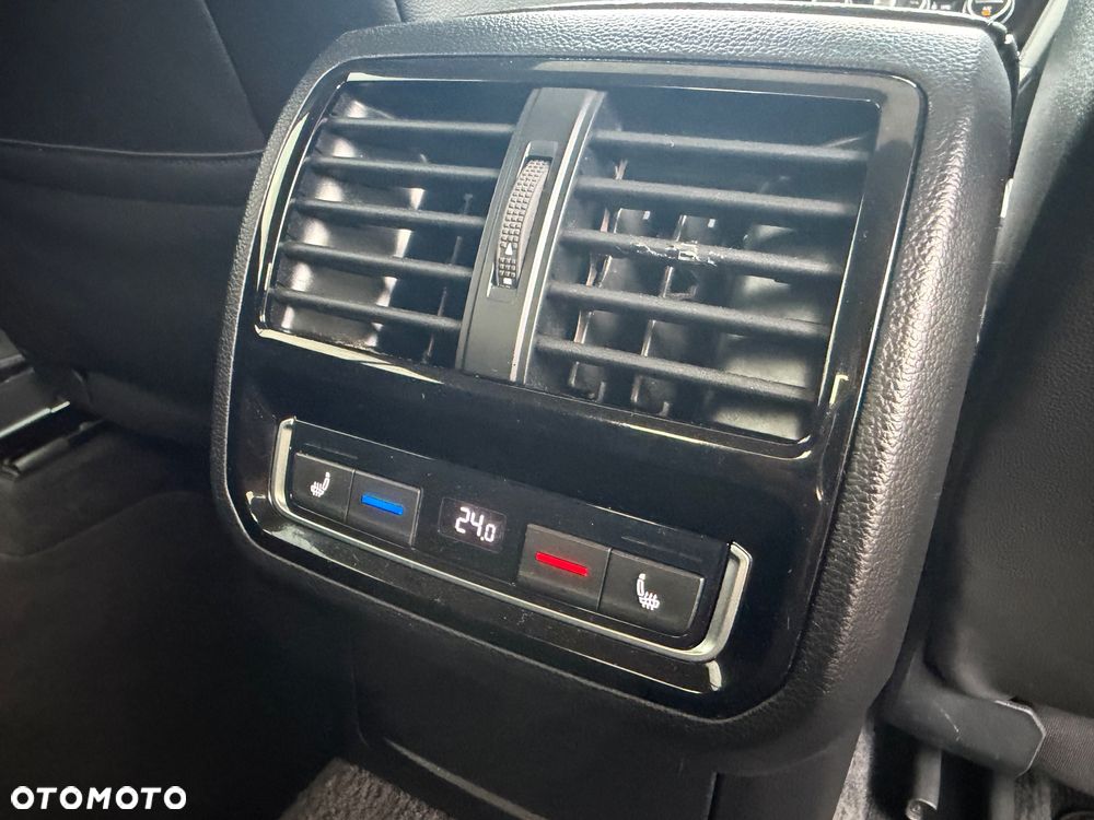 Volkswagen Arteon 2.0 TDI SCR DSG Elegance - 24