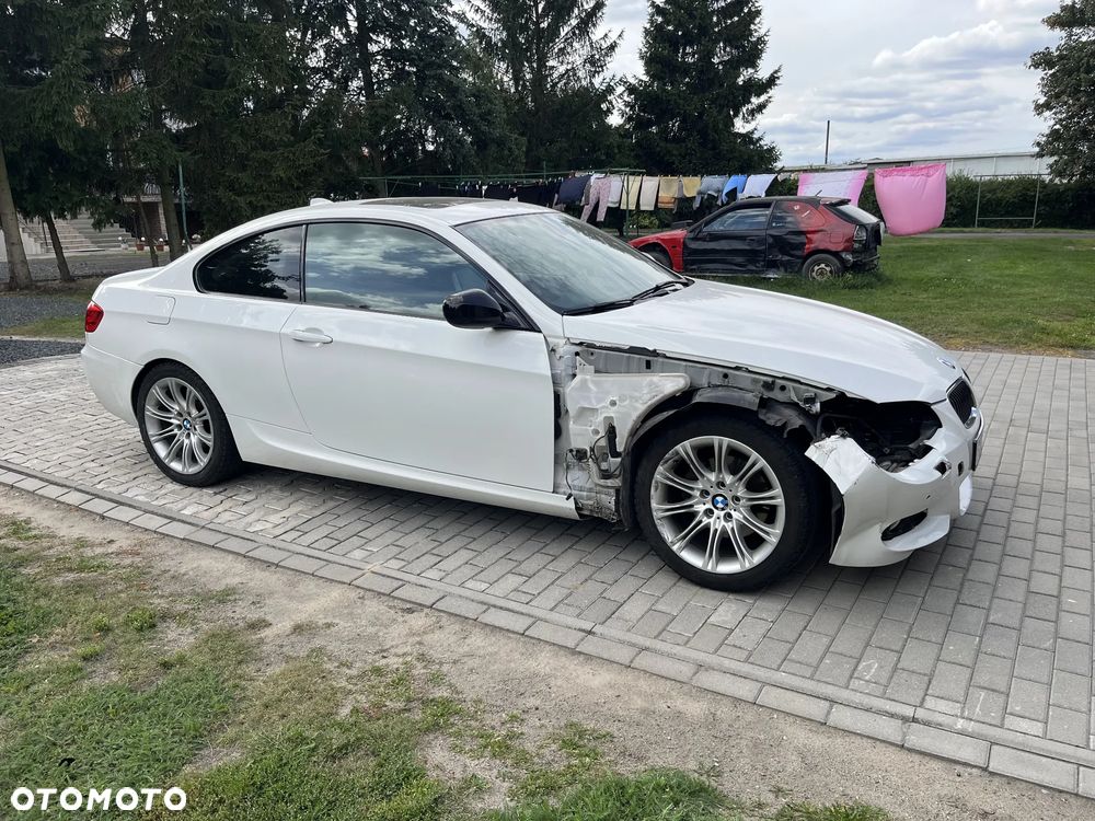 BMW Seria 3 320d DPF M Sport Edition - 18