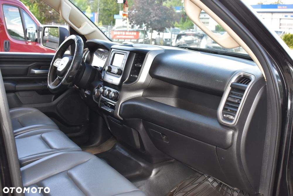 Dodge RAM - 25