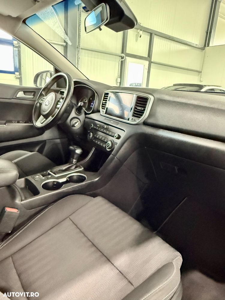 Kia Sportage 1.6 CRDI 2WD Eco-Dynamics+ (48V M-H) DCT Vision - 9