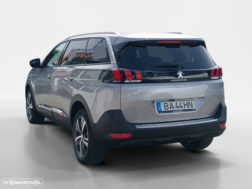 Peugeot 5008 1.2 PureTech Allure Pack - 3