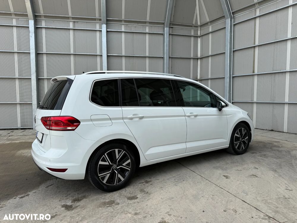 Volkswagen Touran 2.0 TDI SCR DSG Highline - 6
