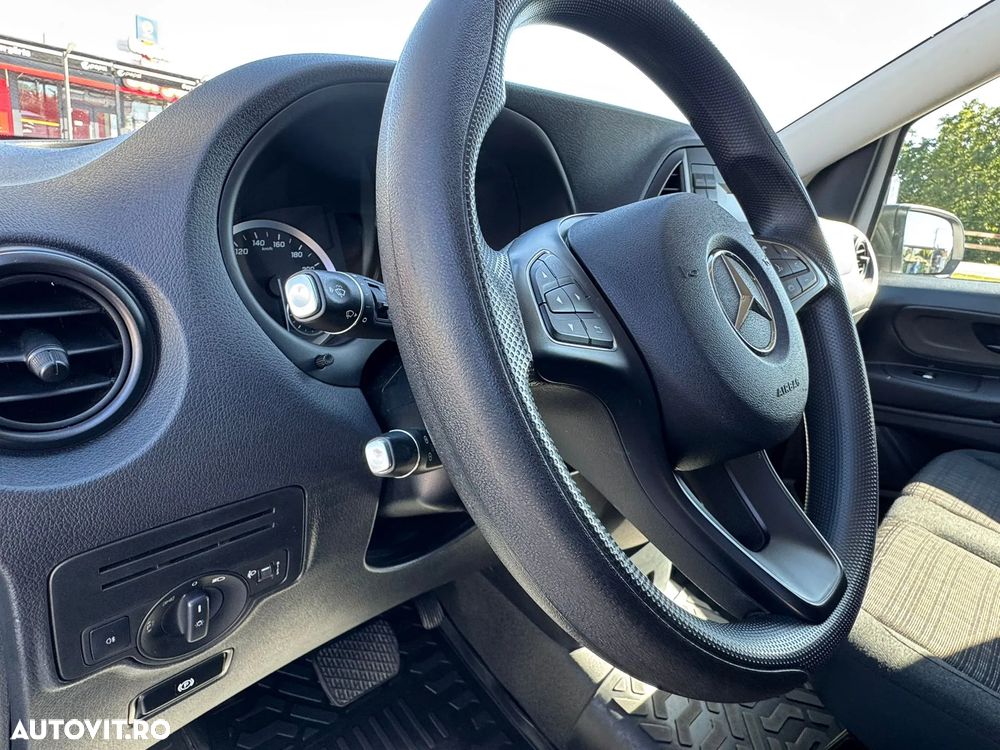 Mercedes-Benz Vito - 19