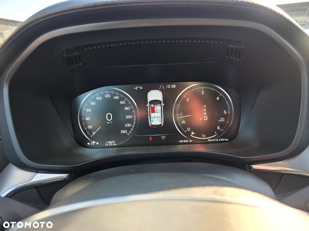 Volvo XC 60 B5 D AWD Geartronic Inscription - 38