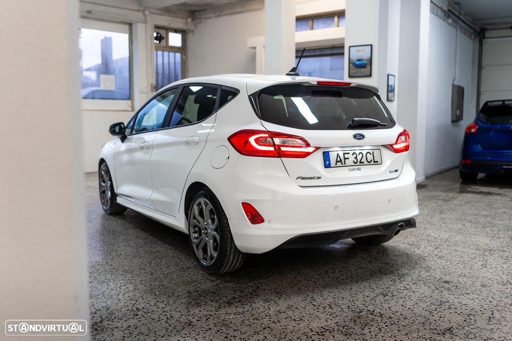 Ford Fiesta - 4
