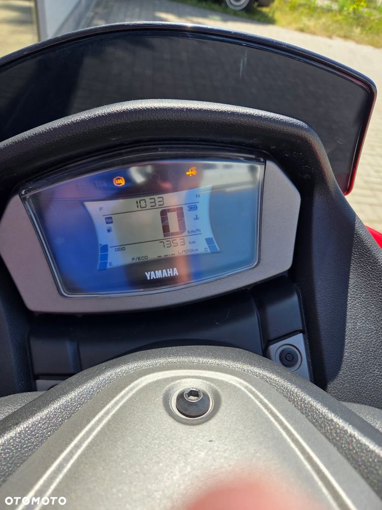 Yamaha NMAX - 3