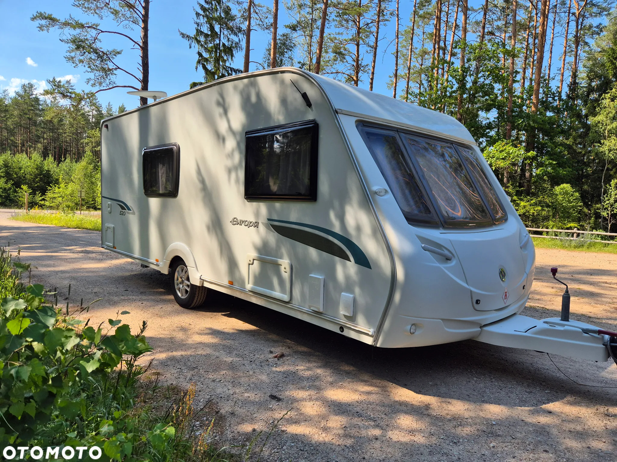 SWIFT STERLING EUROPA 520 - 3