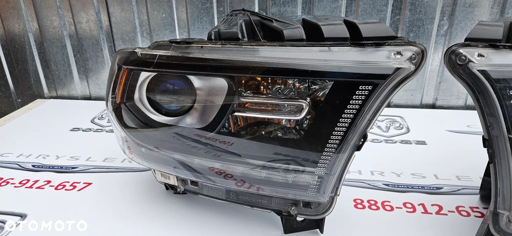 Dodge Durango III LIFT 2014- Kompletny reflektor lewy Lampa lewa P68299131AD Kompletny reflektor prawy Lampa prawa P68299130AD KOMPLETNY lampy Oryginalne MOPAR WERSJA RT GT CZARNE ŚRODKI - 7