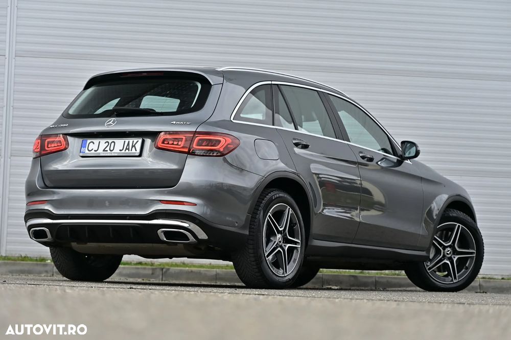 Mercedes-Benz GLC 200 4MATIC - 3