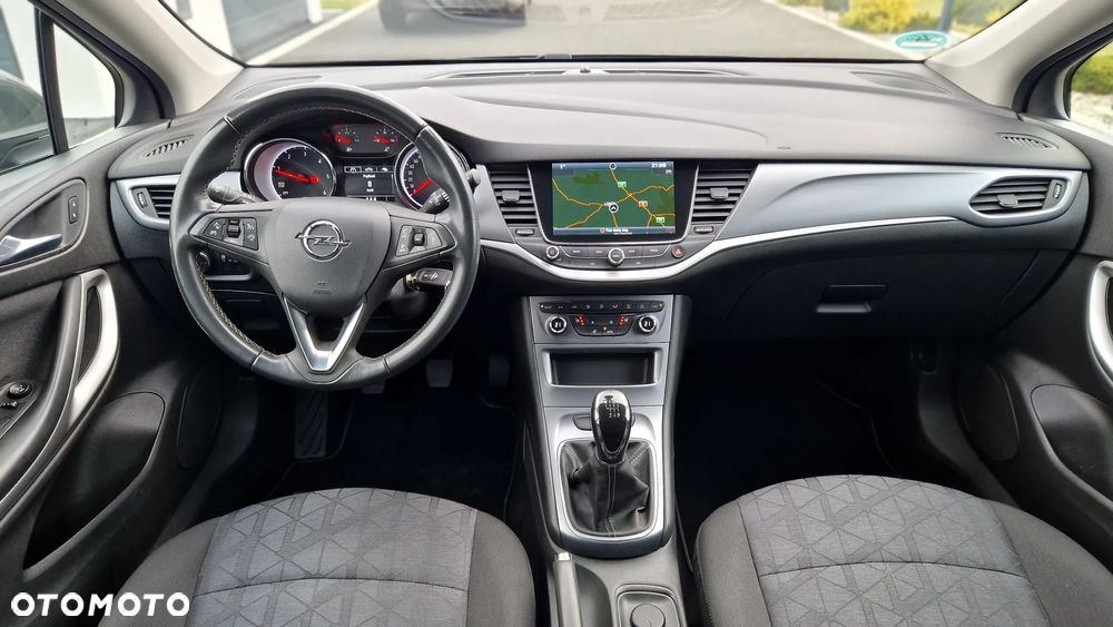 Opel Astra 1.6 D Start/Stop 120 Jahre - 6