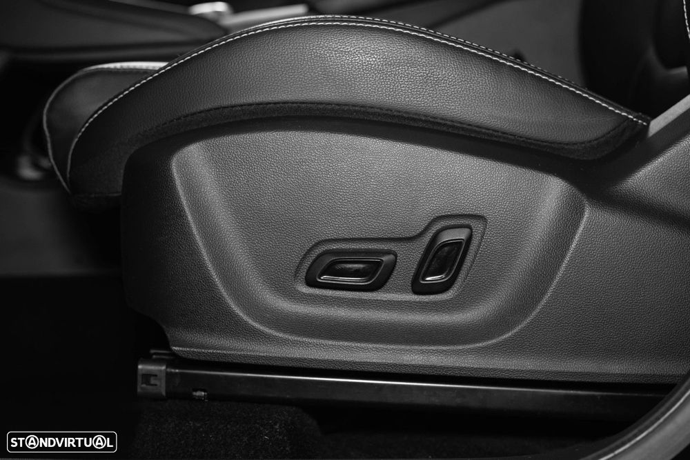 MG ZS EV 44.5 kWh Luxury - 35