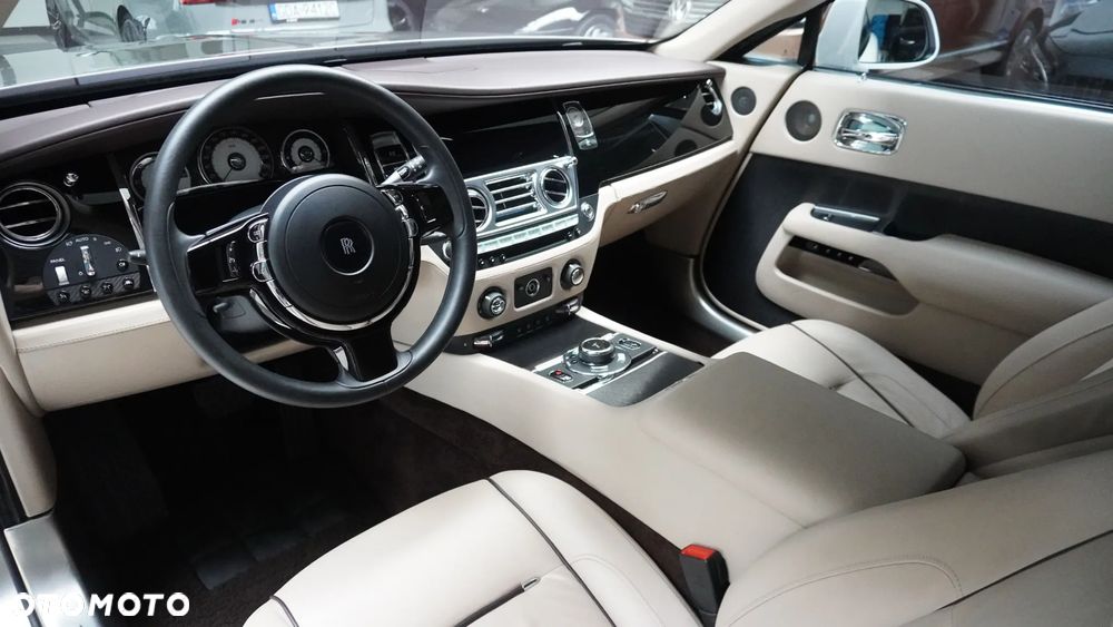 Rolls-Royce Wraith - 5