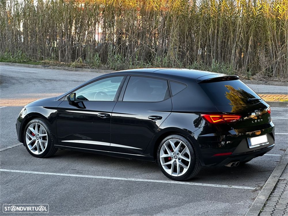 SEAT Leon 2.0 TDI DPF S&S DSG FR - 4