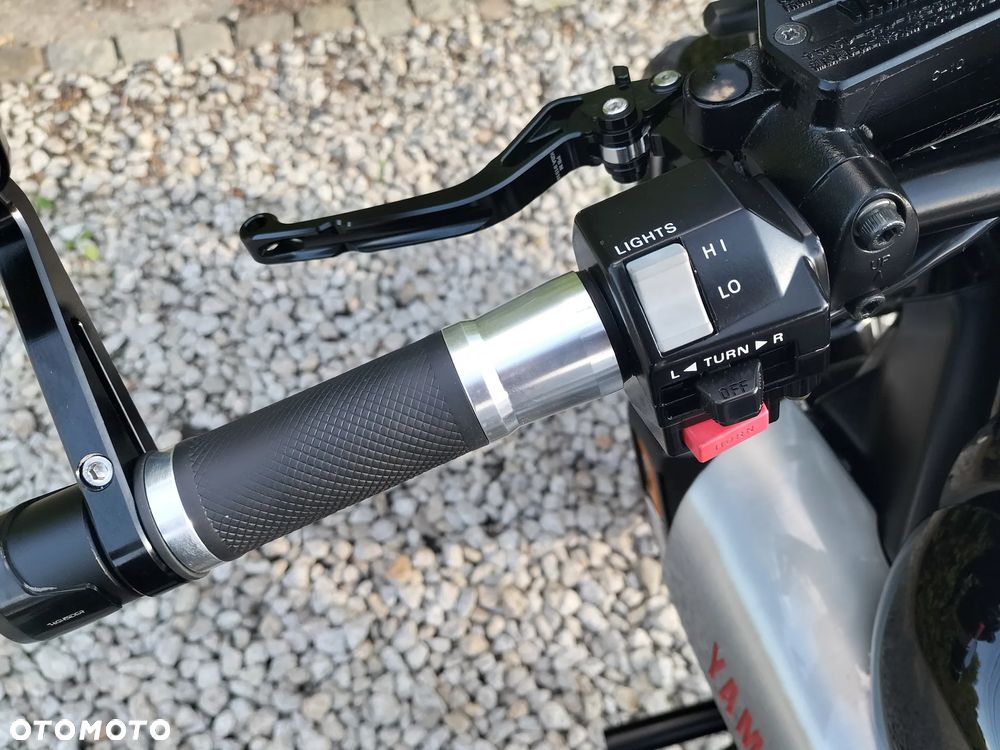 Yamaha V-MAX - 13