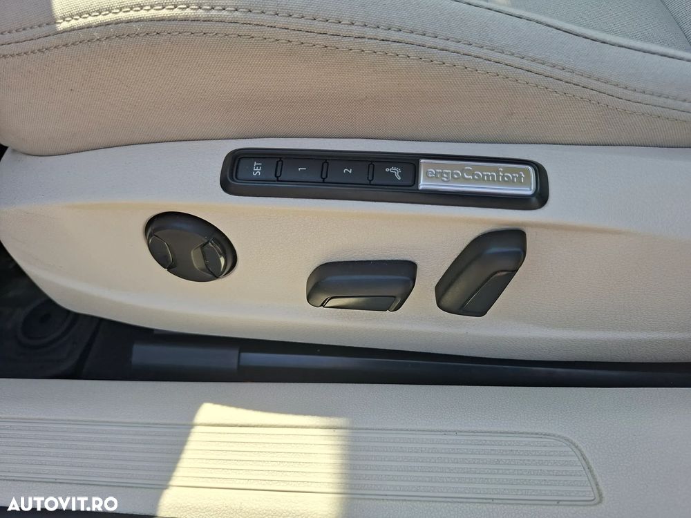 Volkswagen Passat 2.0 TDI SCR DSG Comfortline - 12