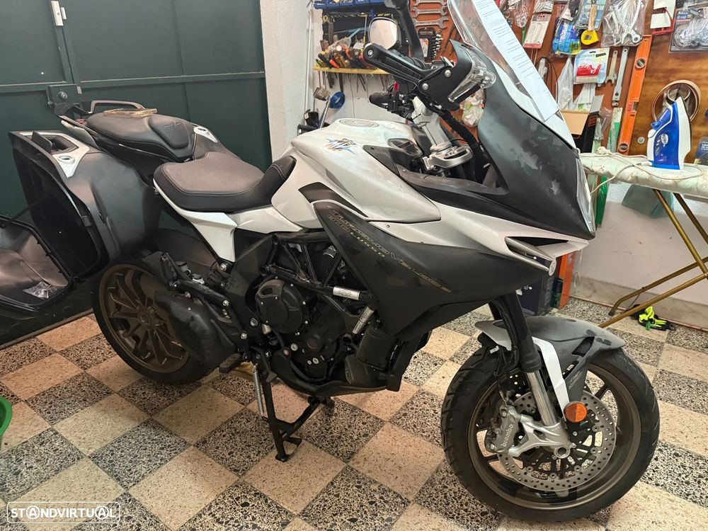MV Agusta Turismo Veloce Lusso - 2