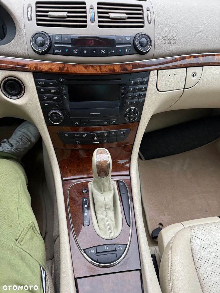 Mercedes-Benz Klasa E 320 CDI T Elegance - 13