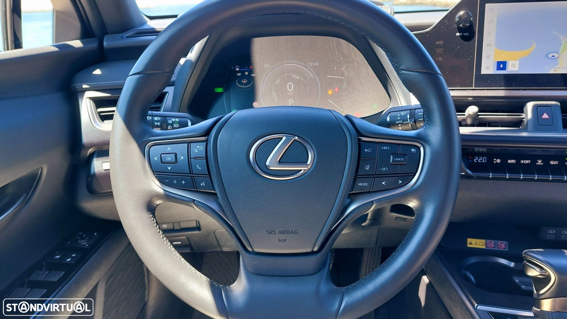 Lexus UX 250h Sport - 15
