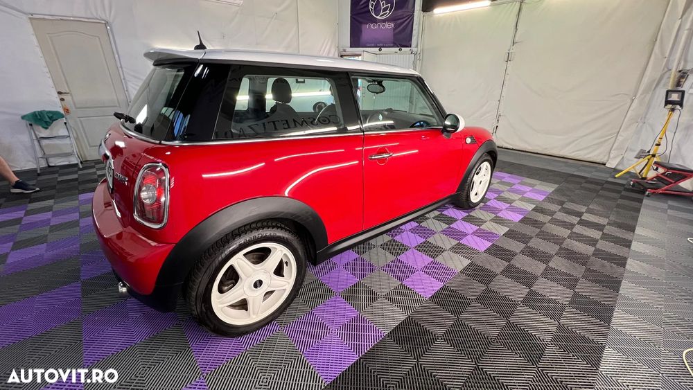 Mini Cooper 50 Mayfair - 2