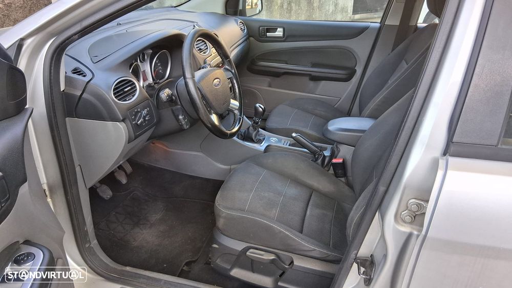 Ford Focus SW 1.6 TDCi Titanium - 8