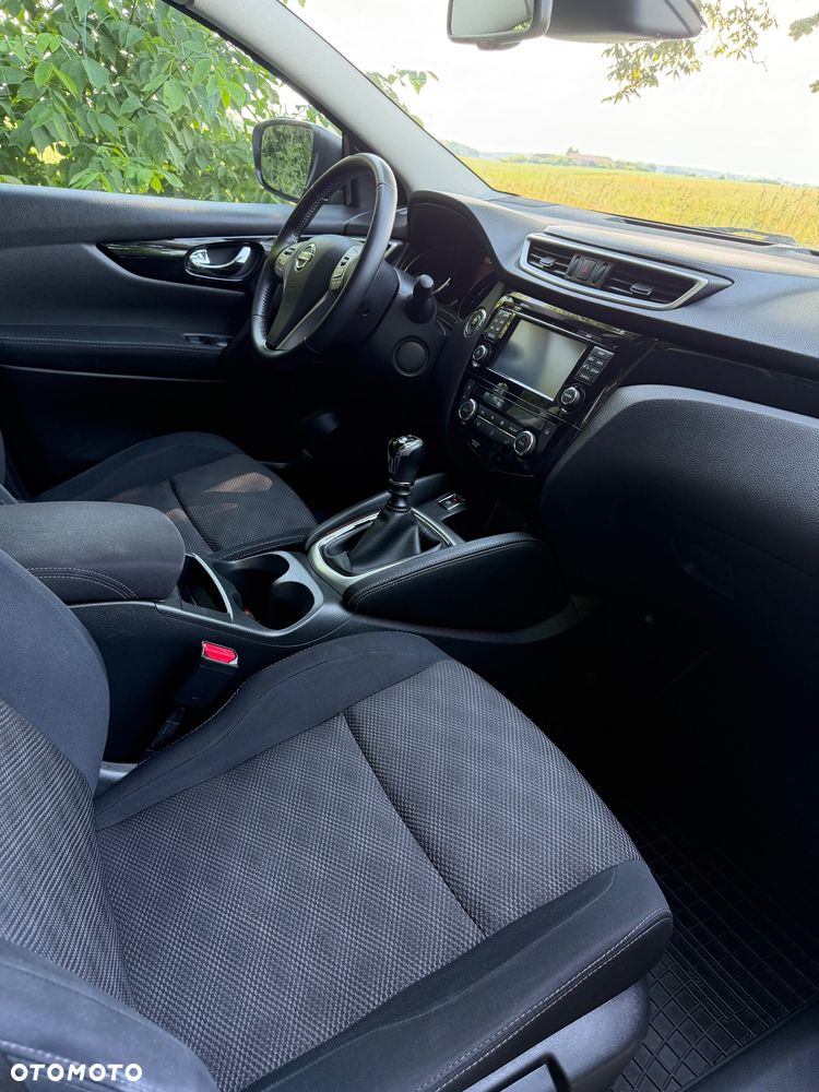 Nissan Qashqai 1.6 dCi DPF acenta - 10